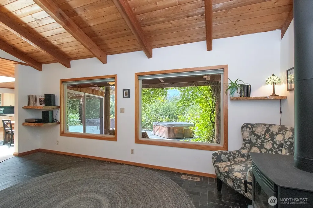742 Durrwachter Road Port Angeles WA 98363