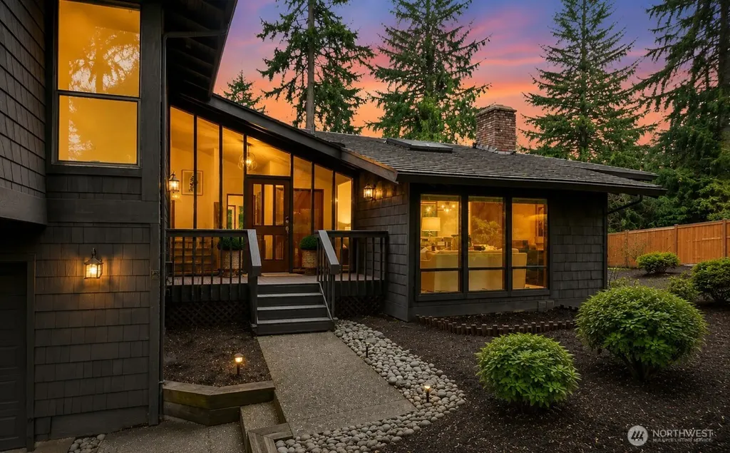 2518 Sahalee Drive East Sammamish WA 98074