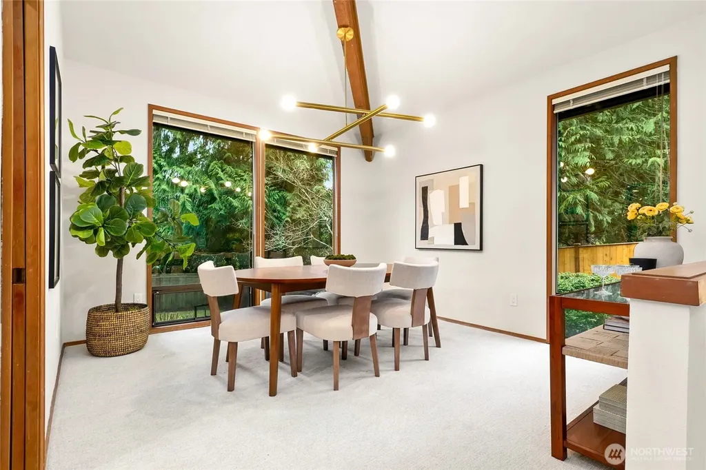 2518 Sahalee Drive East Sammamish WA 98074