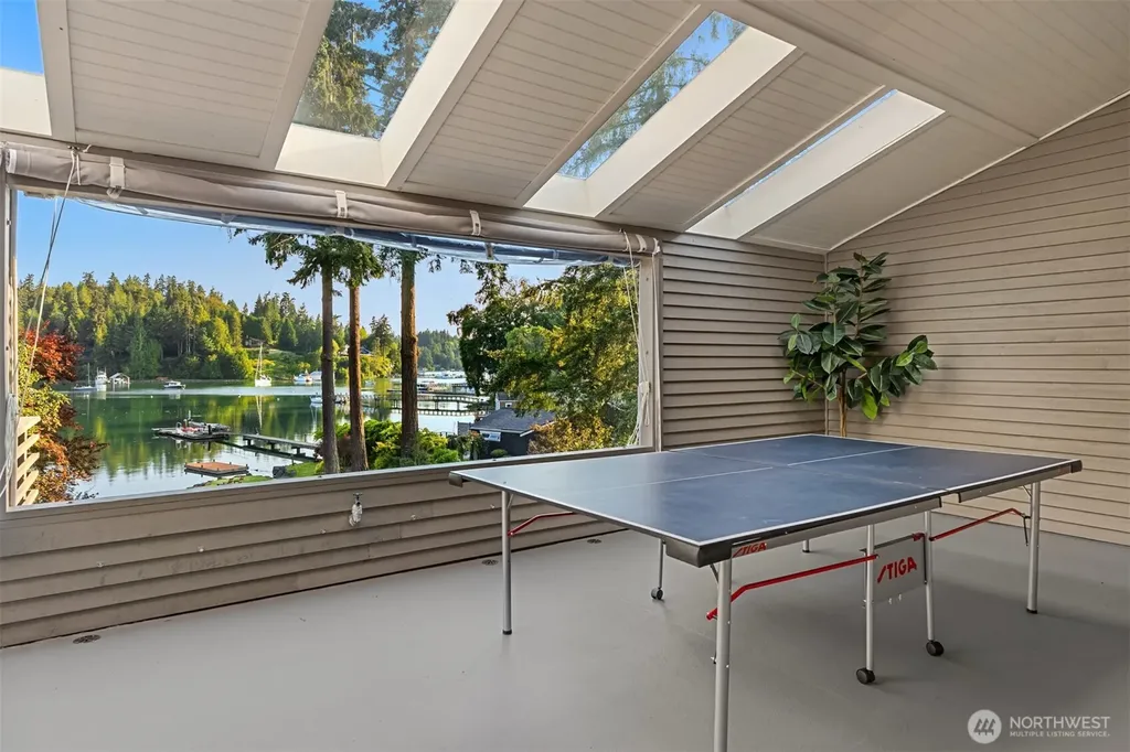 15041 Skogen Lane NE Bainbridge Island WA 98110