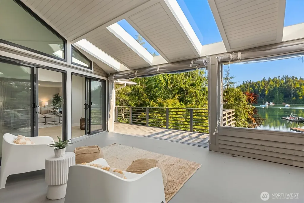 15041 Skogen Lane NE Bainbridge Island WA 98110