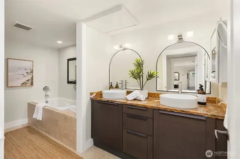 15041 Skogen Lane NE Bainbridge Island WA 98110