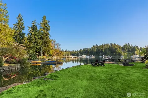 15041 Skogen Lane NE Bainbridge Island WA 98110
