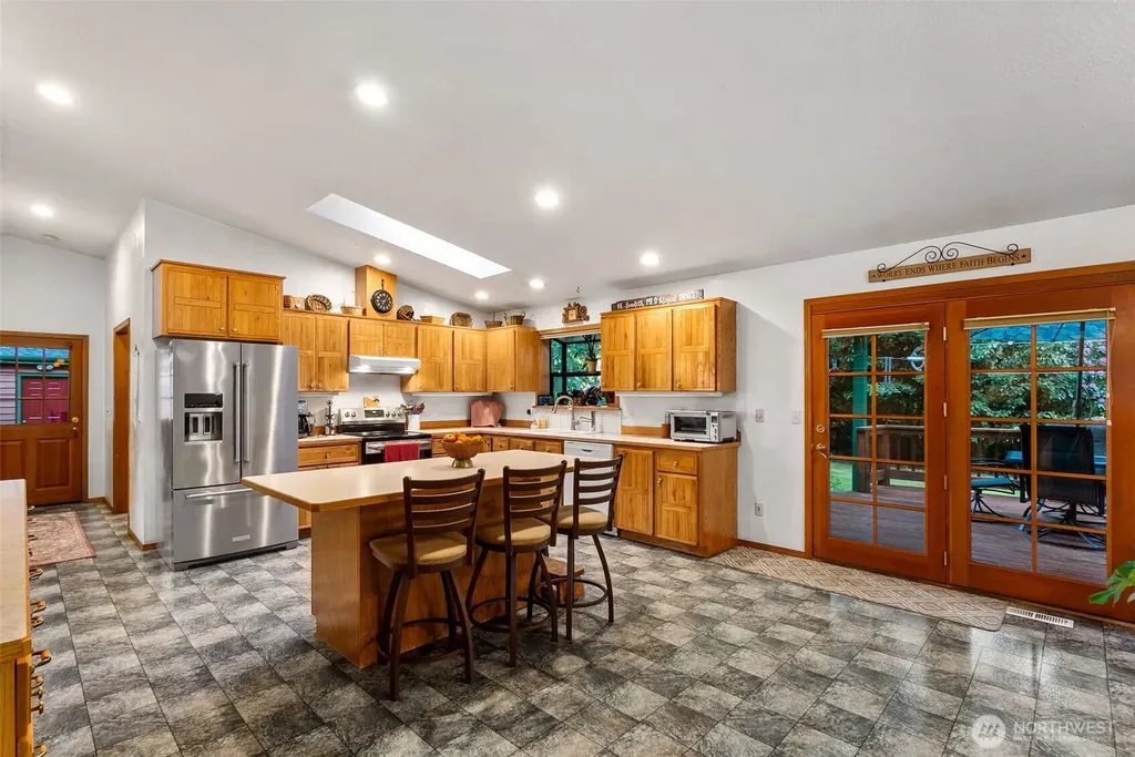 17104 Old Highway 99 Tenino WA 98589