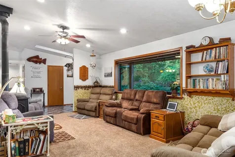 17104 Old Highway 99 Tenino WA 98589