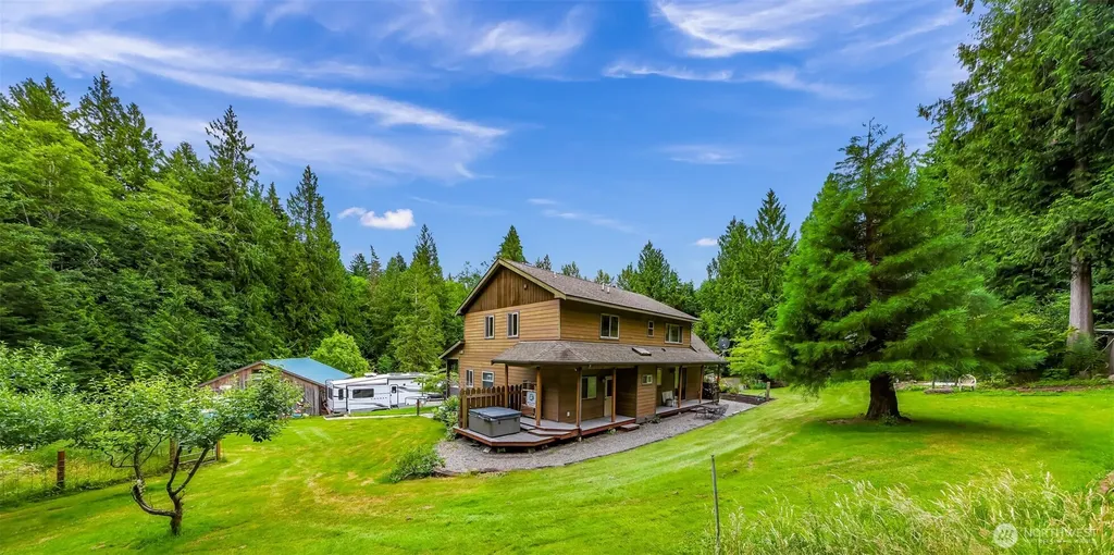 3378 Deer Trails Lane Bow WA 98232