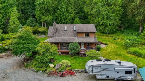 3378 Deer Trails Lane Bow WA 98232