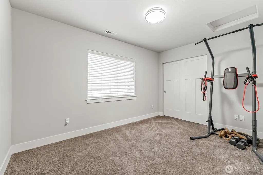 1233 198th Place SE Bothell WA 98012