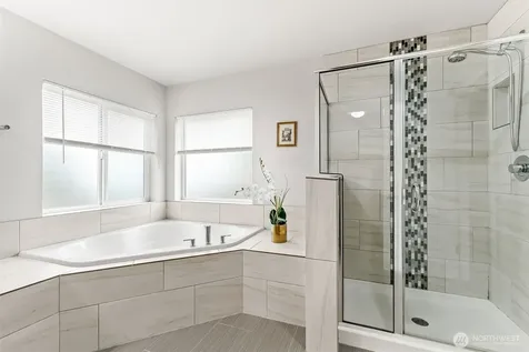 1233 198th Place SE Bothell WA 98012