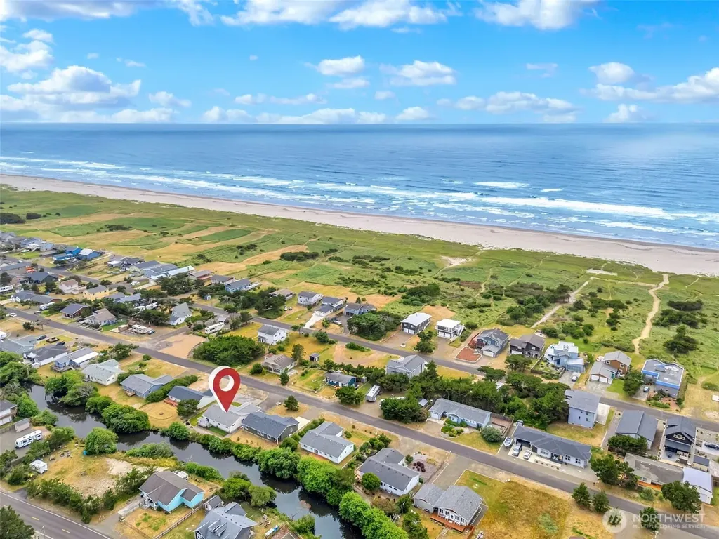 30406 H Street Ocean Park WA 98640