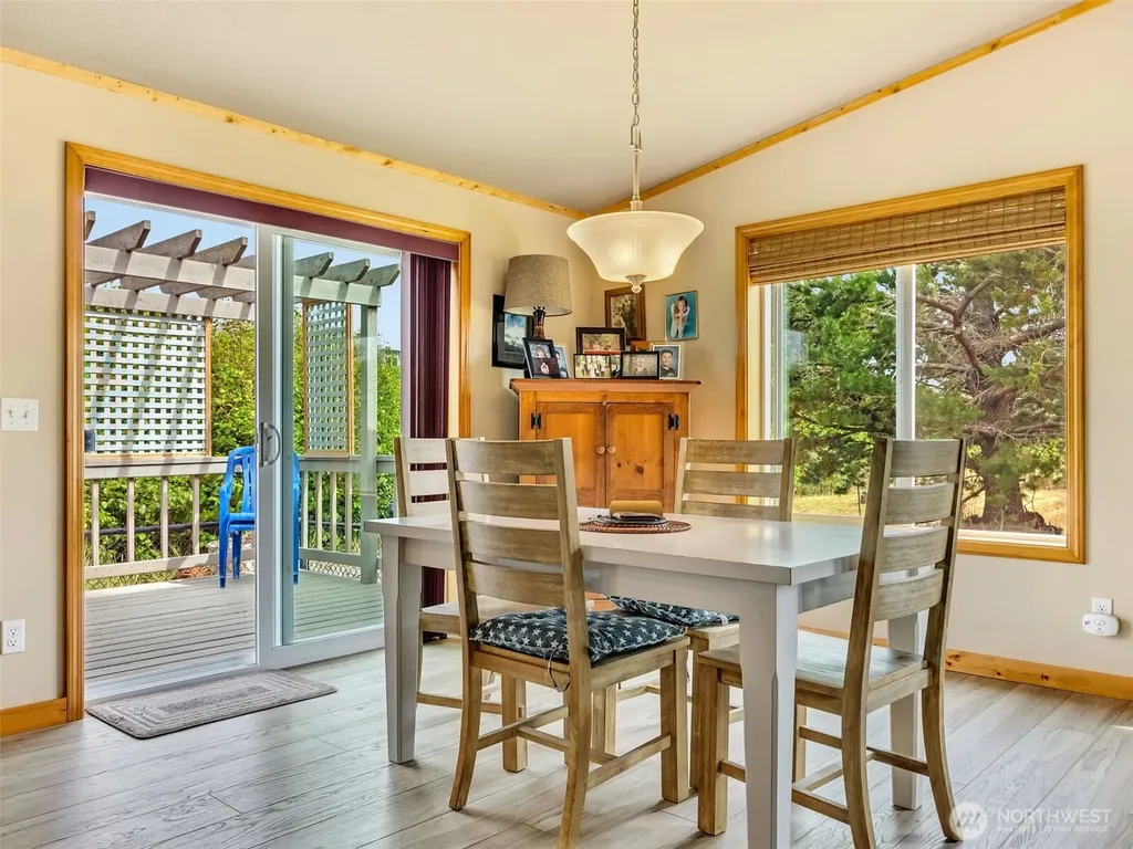 30406 H Street Ocean Park WA 98640