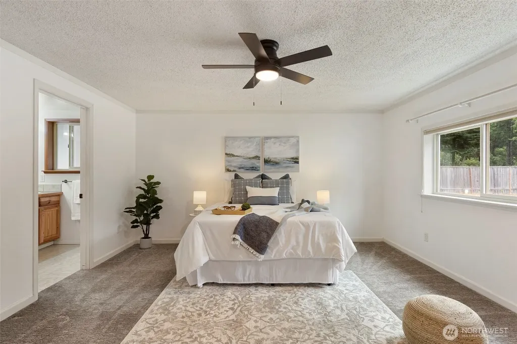 15420 Sidney Road SW Port Orchard WA 98367