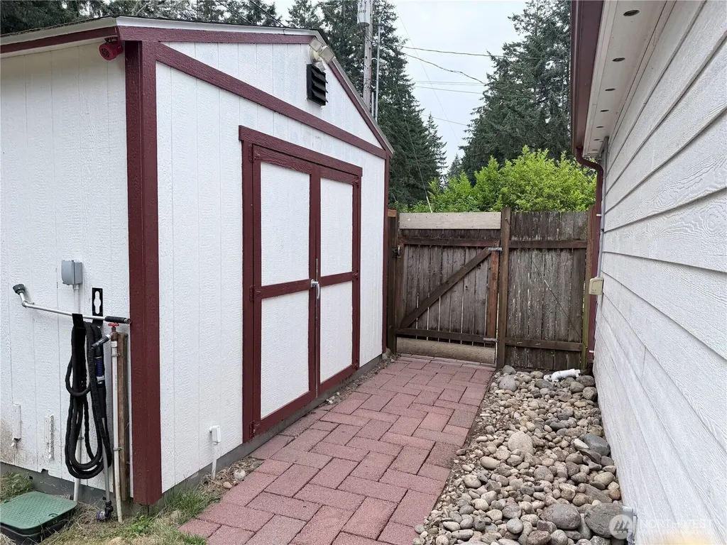 15420 Sidney Road SW Port Orchard WA 98367