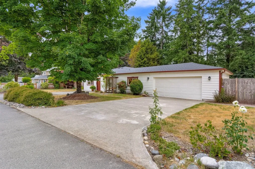 15420 Sidney Road SW Port Orchard WA 98367