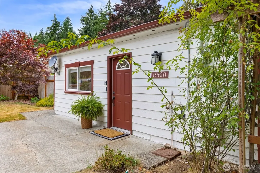 15420 Sidney Road SW Port Orchard WA 98367
