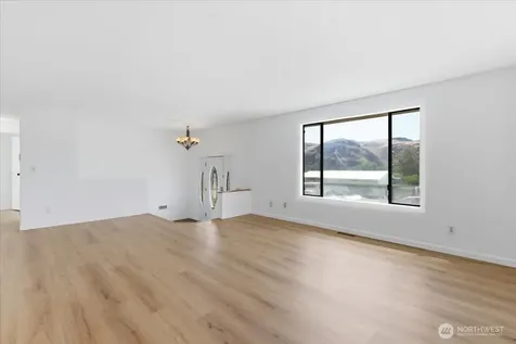 801 Tulip Street Coulee Dam WA 99116
