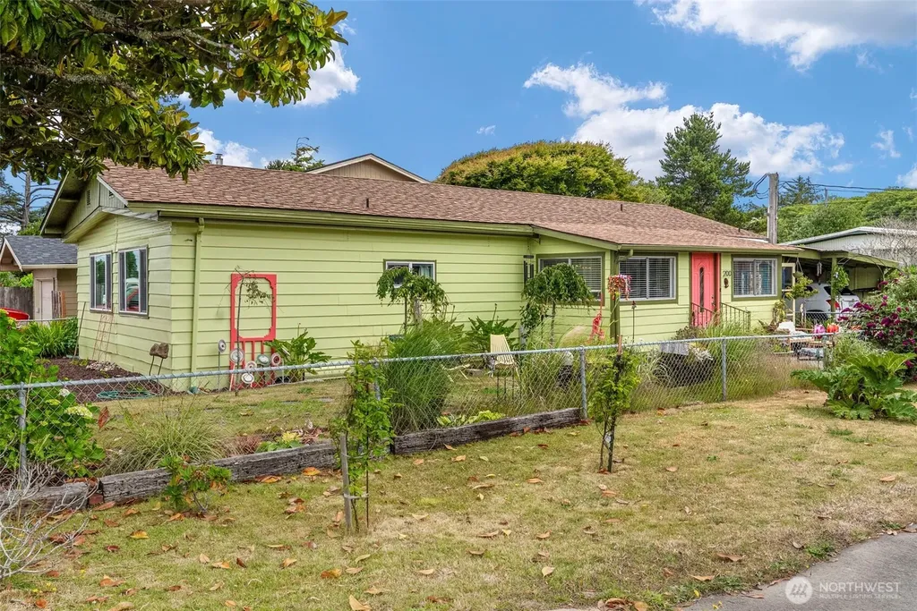 200 17th Street SE Long Beach WA 98631