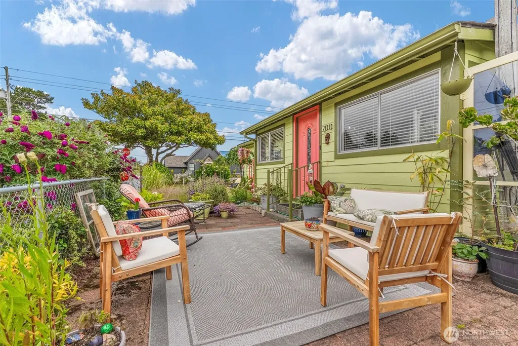 200 17th Street SE Long Beach WA 98631