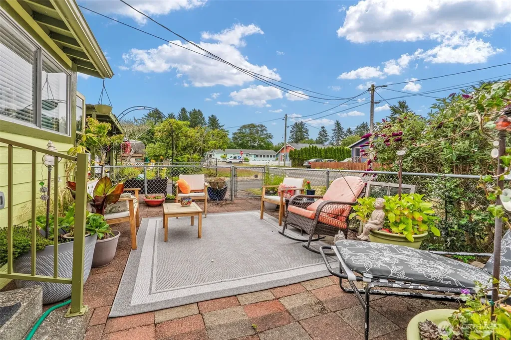 200 17th Street SE Long Beach WA 98631