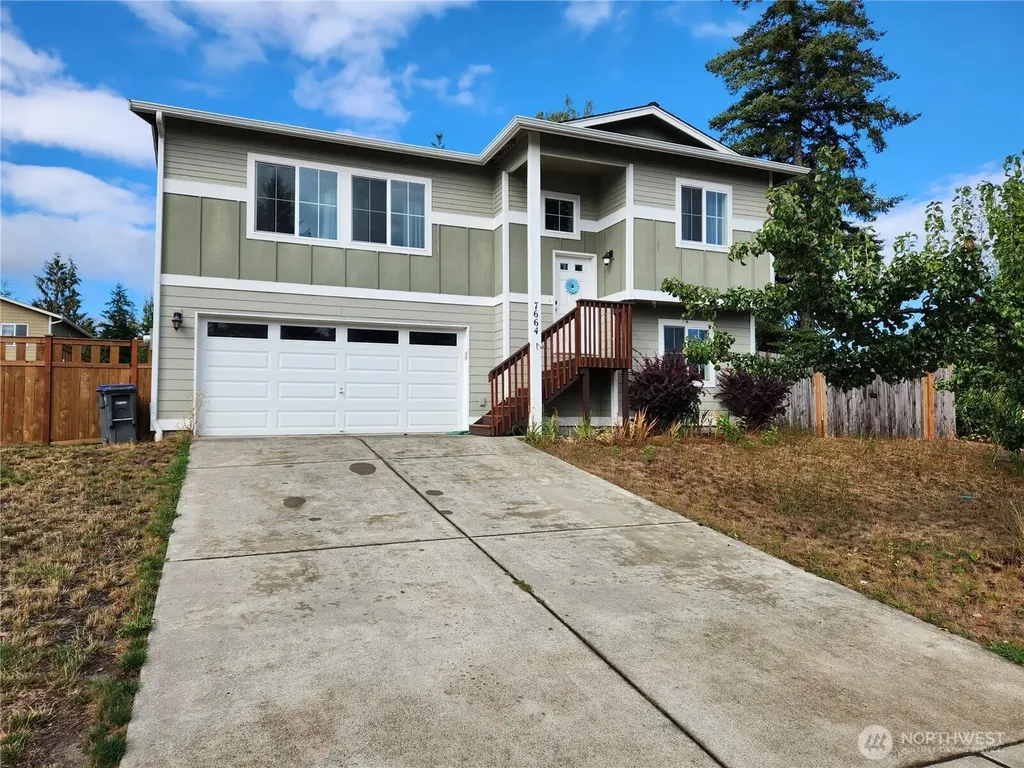 7664 NW Kildare Loop Silverdale WA 98383
