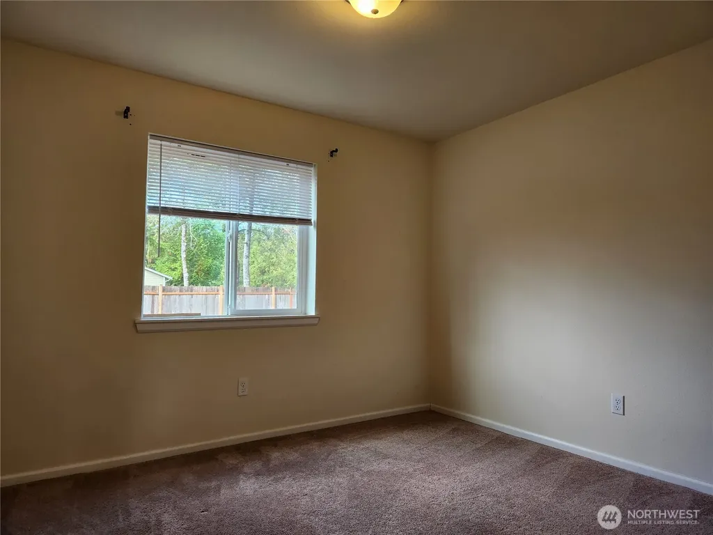 7664 NW Kildare Loop Silverdale WA 98383