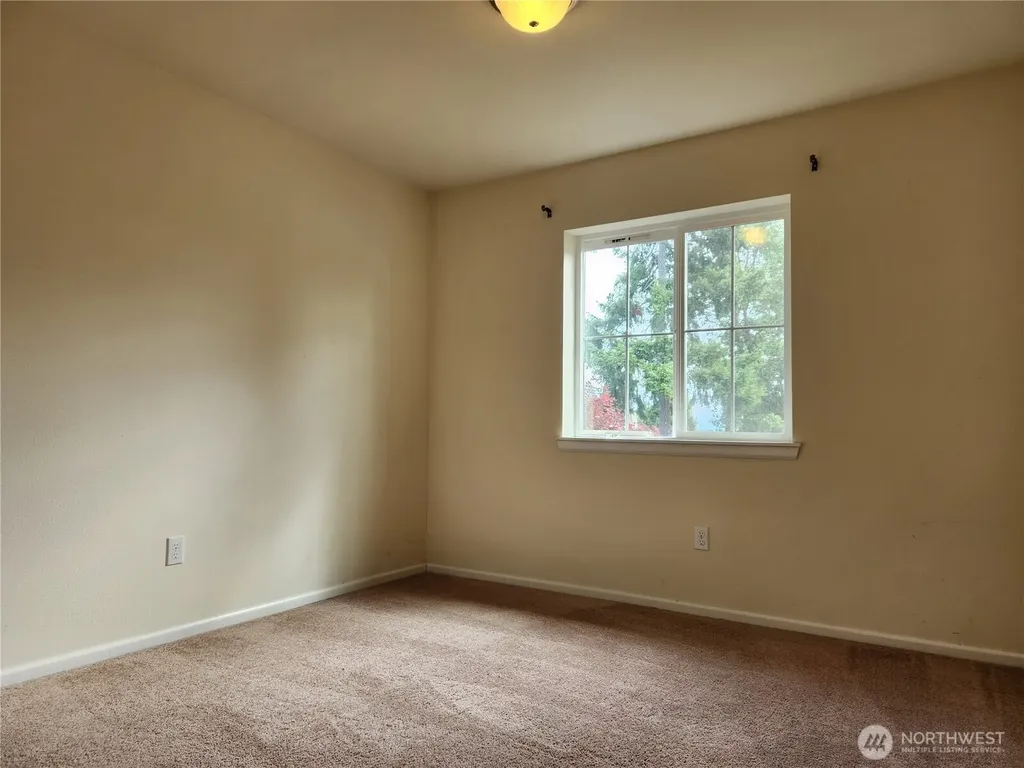 7664 NW Kildare Loop Silverdale WA 98383