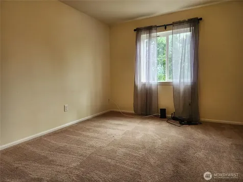 7664 NW Kildare Loop Silverdale WA 98383