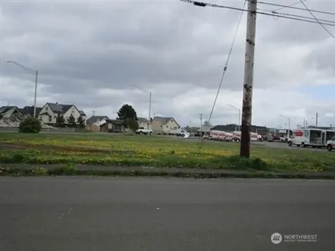 1319 W Simpson Avenue Aberdeen WA 98520