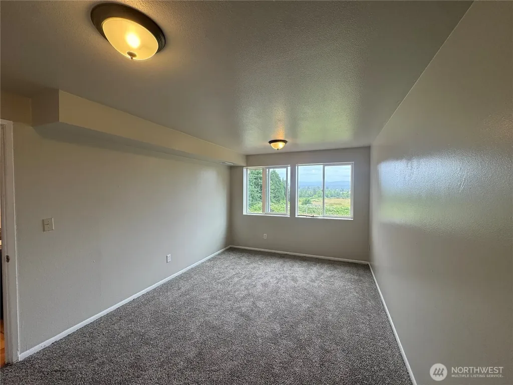 15625 11th Avenue NE Arlington WA 98223