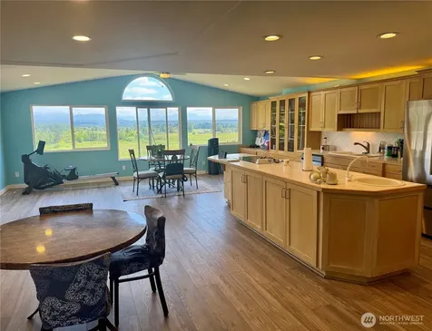 15625 11th Avenue NE Arlington WA 98223