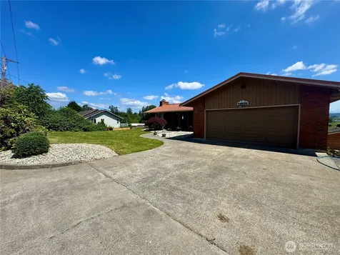 15625 11th Avenue NE Arlington WA 98223