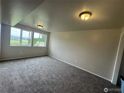 15625 11th Avenue NE Arlington WA 98223