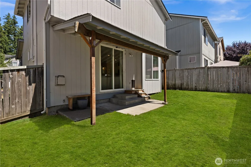 9814 184th Street E Puyallup WA 98375