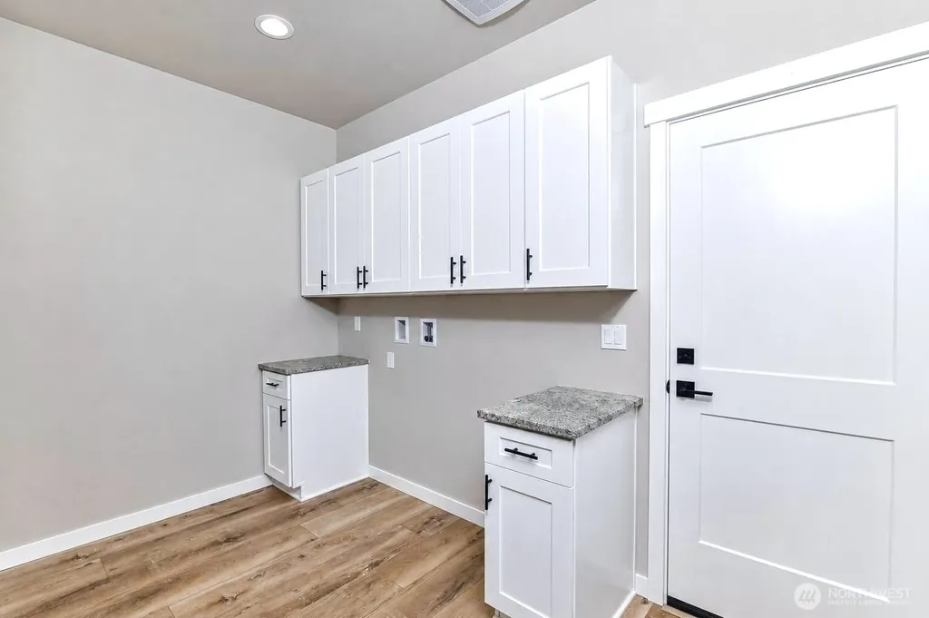 2427 Cambridge Court Langley WA 98260