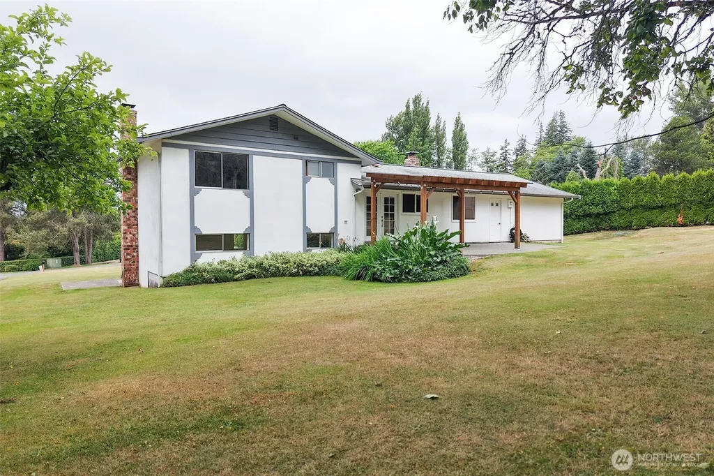 9674 Ronald Drive Blaine WA 98230