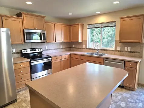 15738 104th Avenue SE Yelm WA 98597