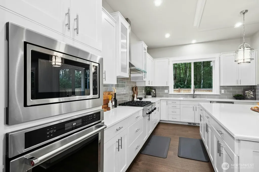 18817 175th Place SE Renton WA 98058