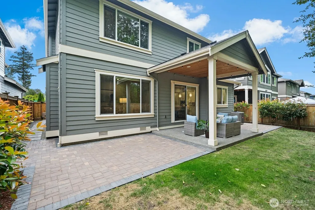 18817 175th Place SE Renton WA 98058