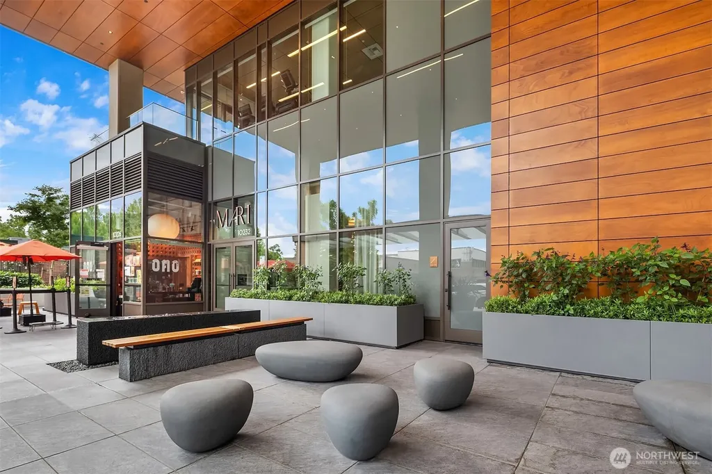 10232 NE 10th Street Bellevue WA 98004