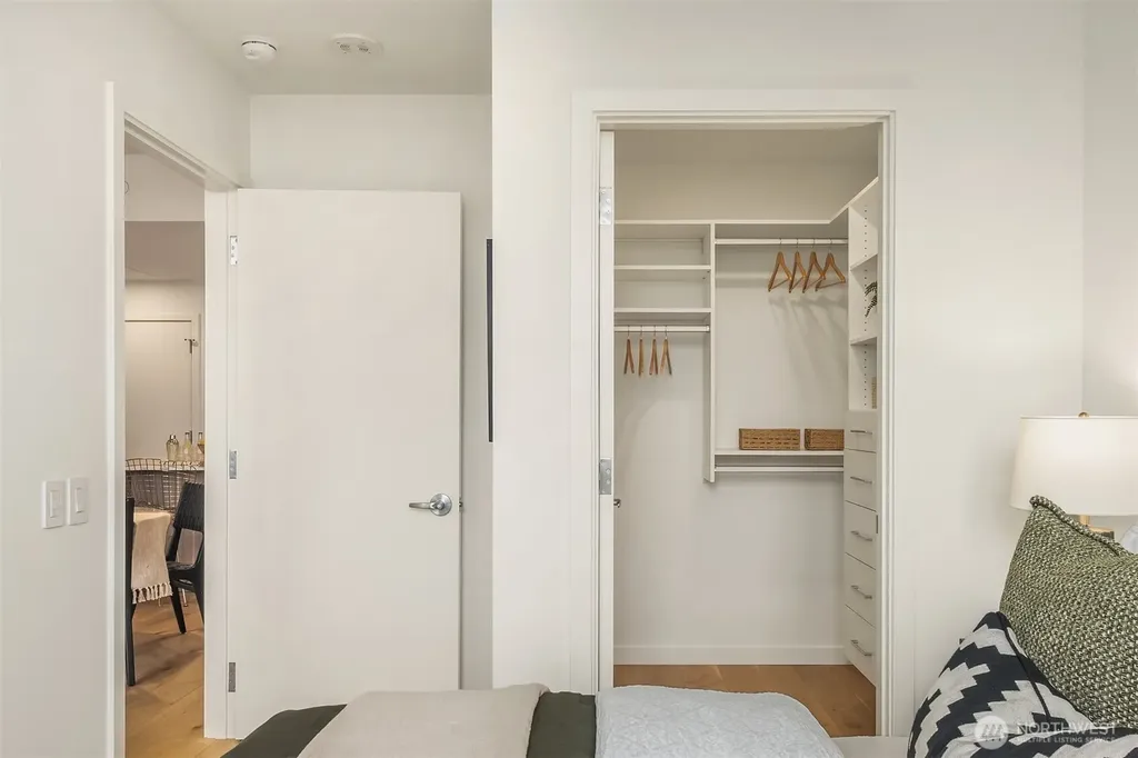 10232 NE 10th Street Bellevue WA 98004