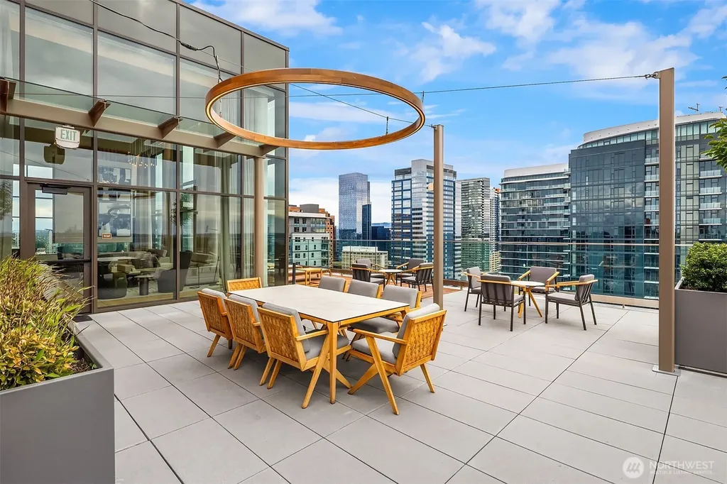 10232 NE 10th Street Bellevue WA 98004