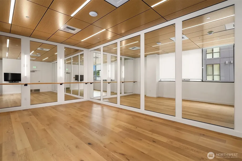 10232 NE 10th Street Bellevue WA 98004