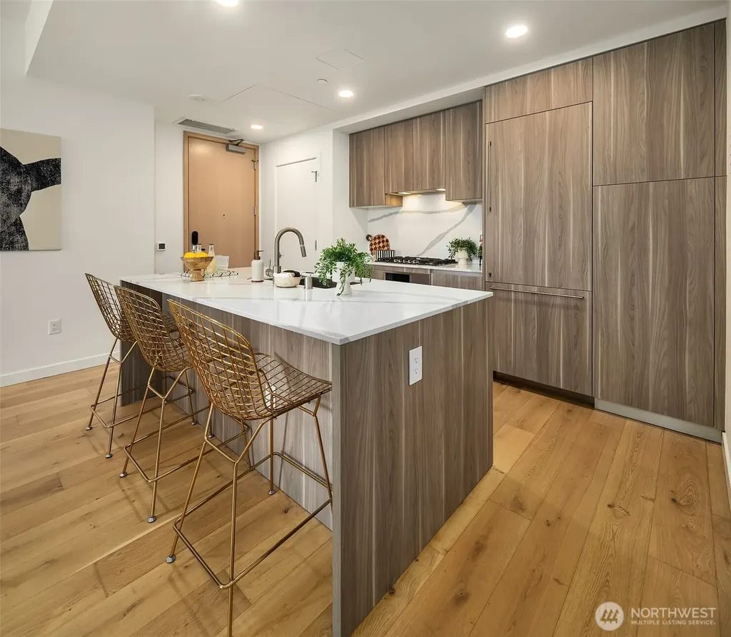 10232 NE 10th Street Bellevue WA 98004