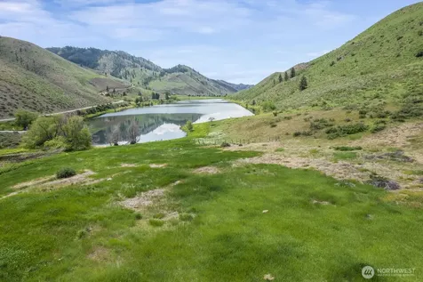 29 Heritage Rose Road Winthrop WA 98862