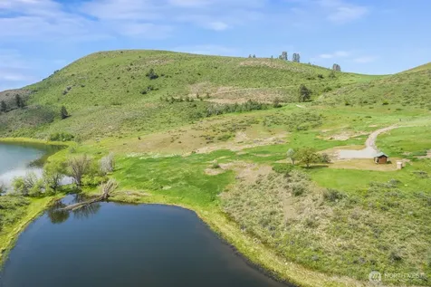 29 Heritage Rose Road Winthrop WA 98862