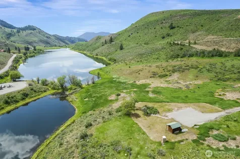 29 Heritage Rose Road Winthrop WA 98862