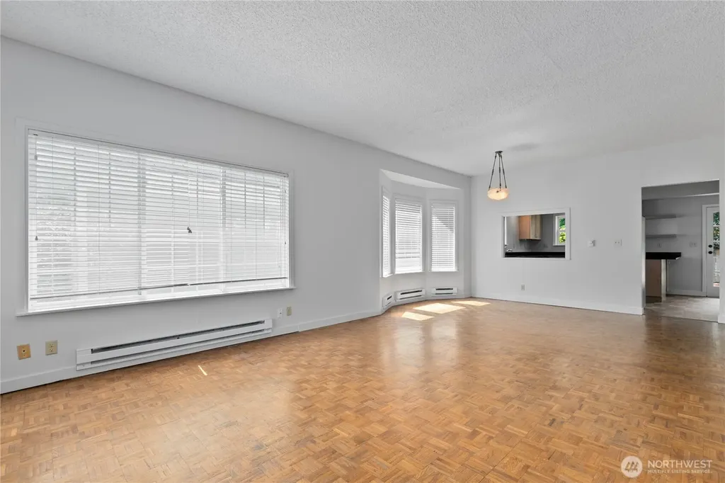 4017 Corliss Avenue N Seattle WA 98103