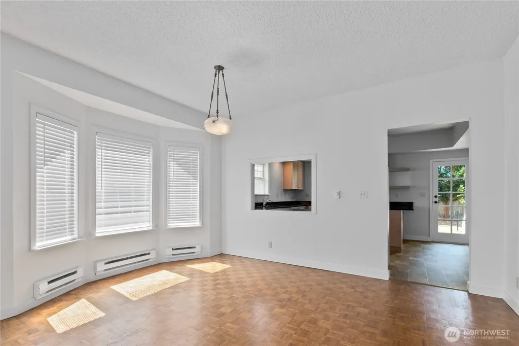 4017 Corliss Avenue N Seattle WA 98103