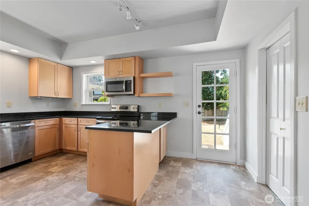 4017 Corliss Avenue N Seattle WA 98103