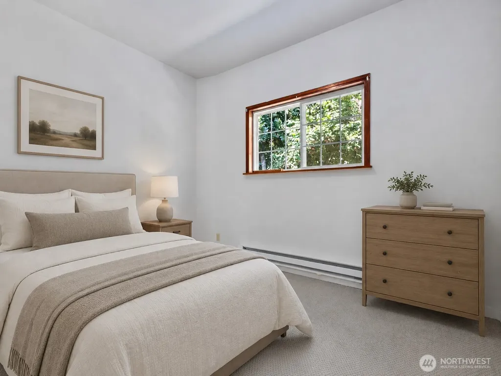 4017 Corliss Avenue N Seattle WA 98103